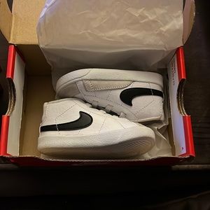 Nike blazers Mid